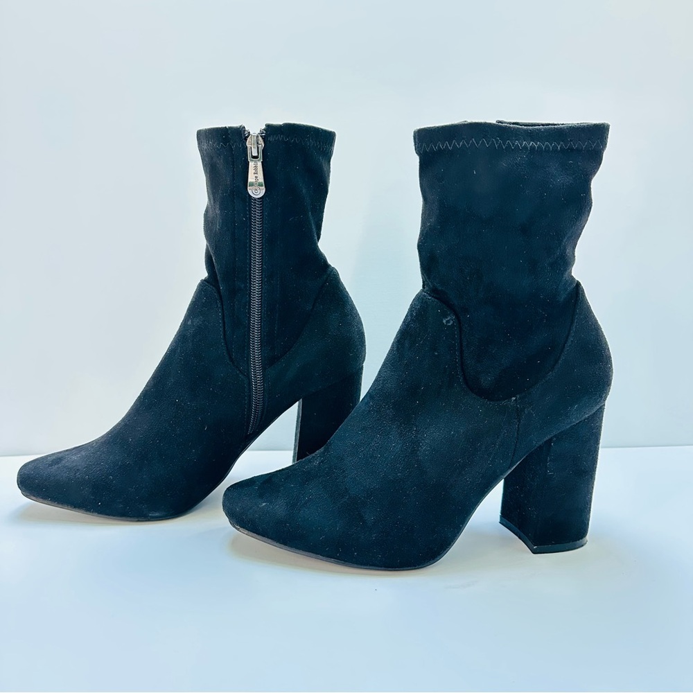 Cape Robbin Black Suede Block Heel Ankle Boots